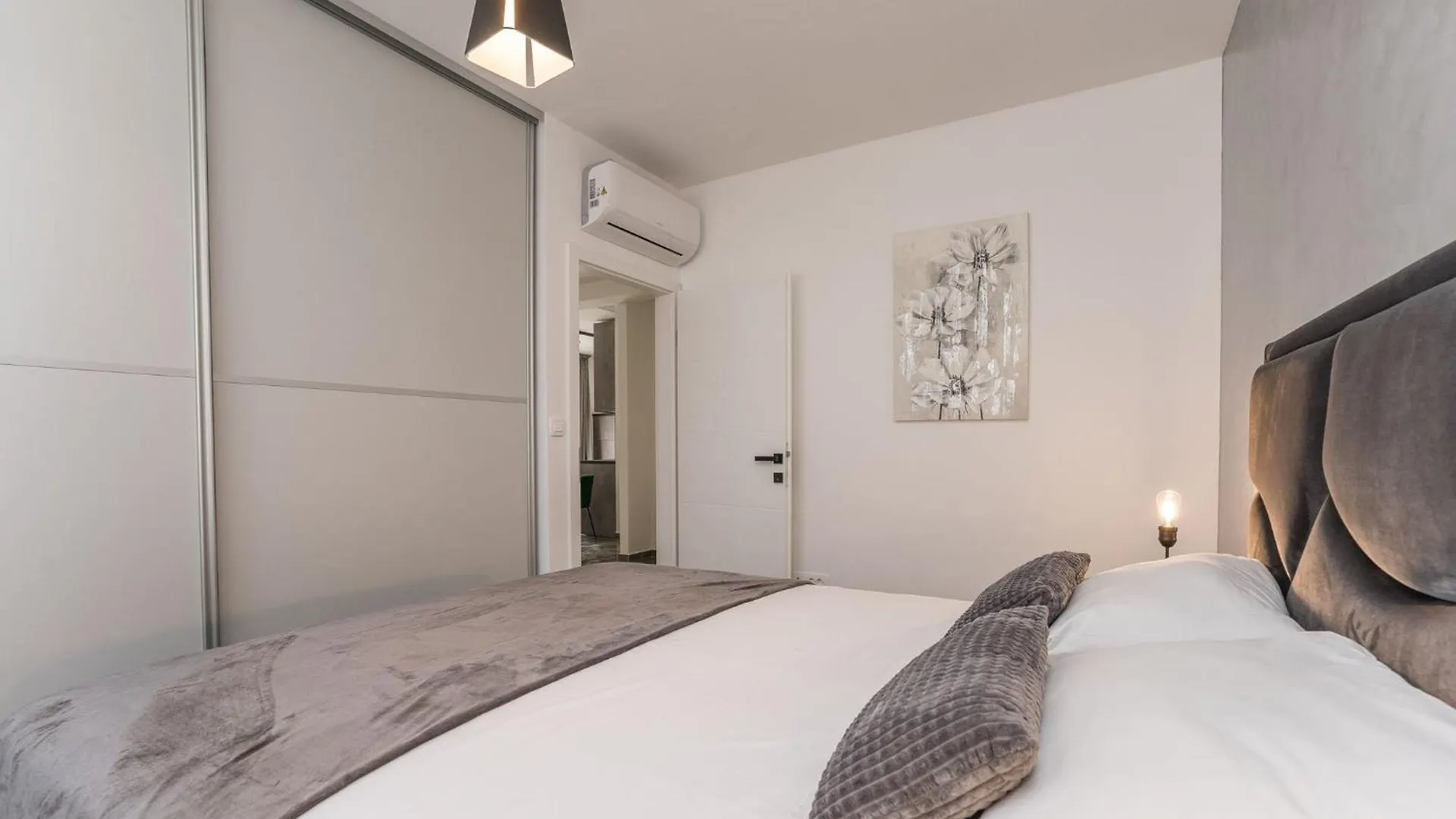Luxury D Apartments Bibinje